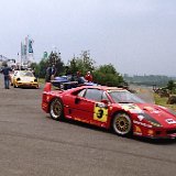 11 - Ferrari F40  Nadat het circuit is opgeruimd kan er weer gestart worden met een nieuwe sessie. Hier komt een Ferrari F40 het circuit opgereden.